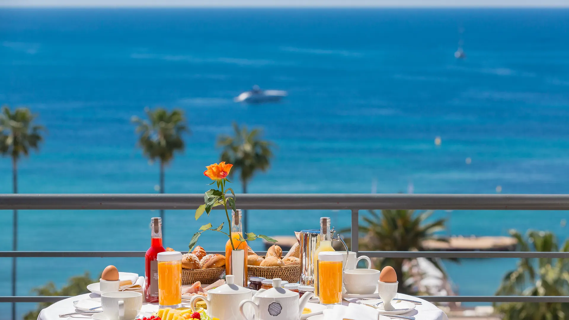 Hotel Barriere Le Majestic Cannes 5*,  Frankrijk