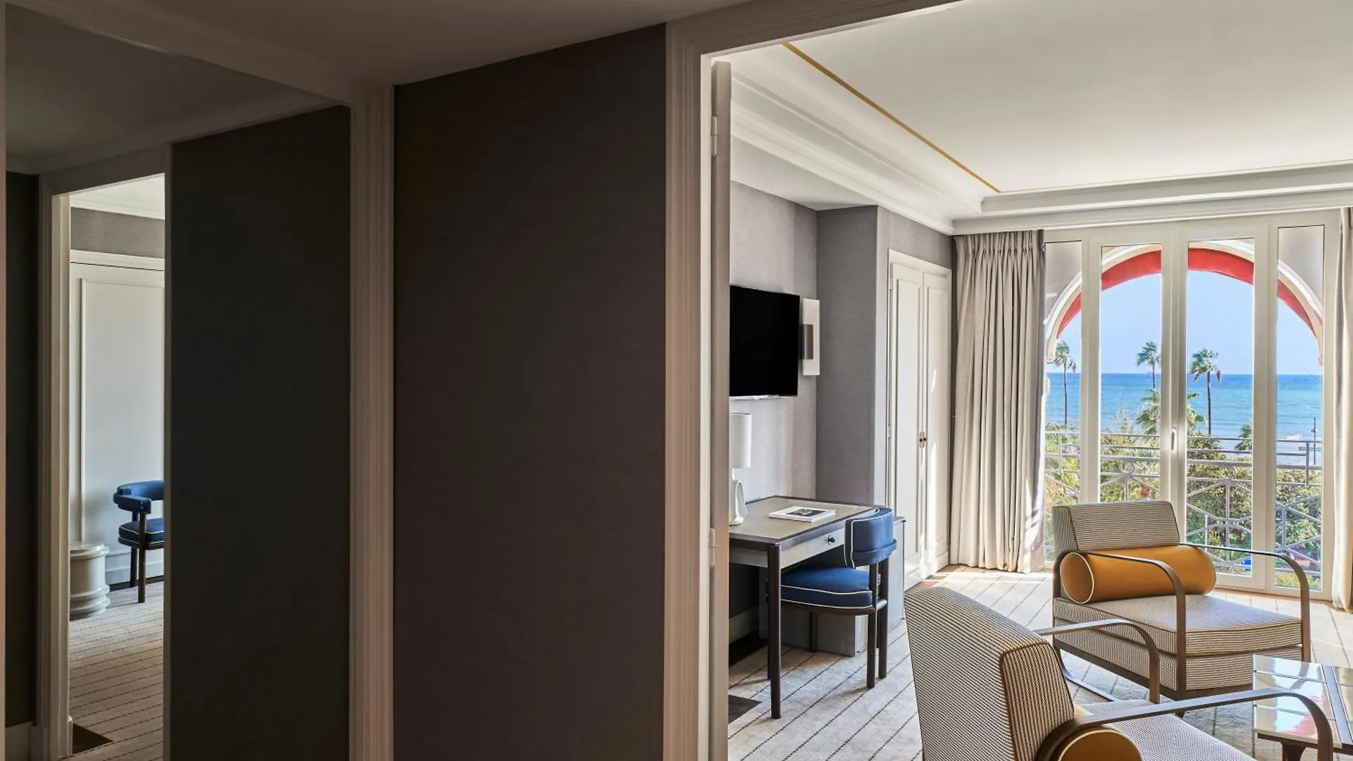 Hotel Barriere Le Majestic Κάννες 5*,  Γαλλία